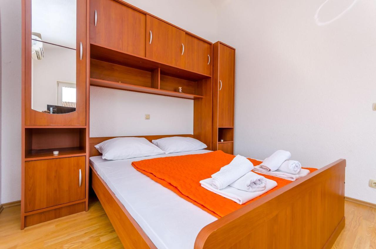 טרוגיר Apartments Tily מראה חיצוני תמונה