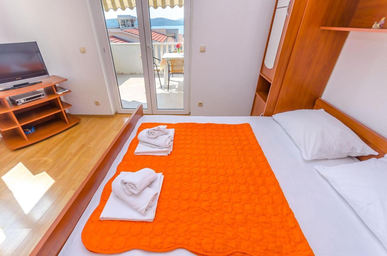 טרוגיר Apartments Tily מראה חיצוני תמונה
