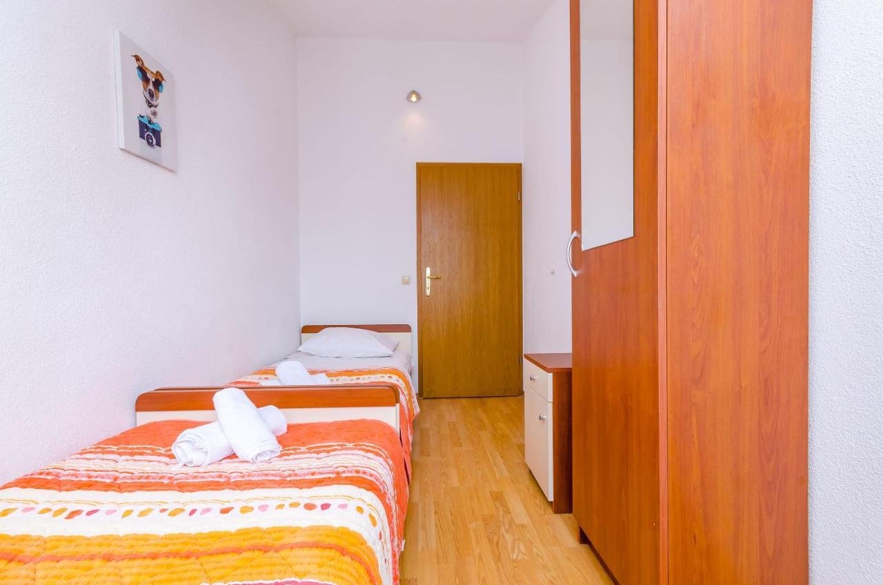 טרוגיר Apartments Tily מראה חיצוני תמונה