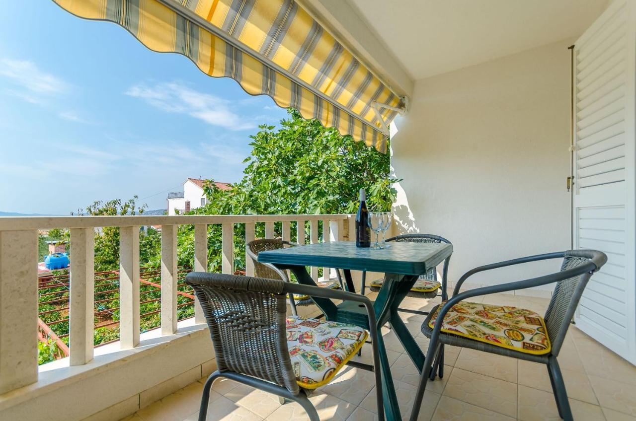 טרוגיר Apartments Tily מראה חיצוני תמונה