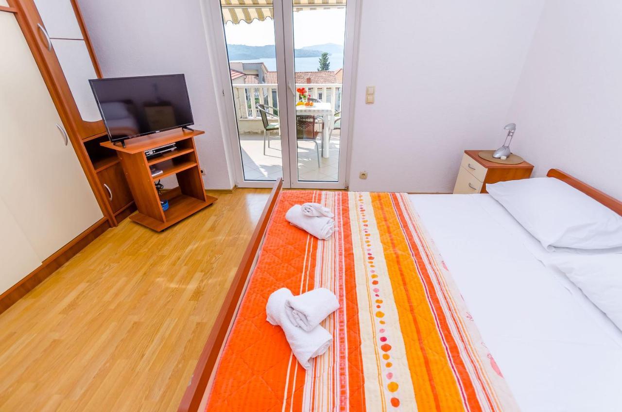 טרוגיר Apartments Tily מראה חיצוני תמונה