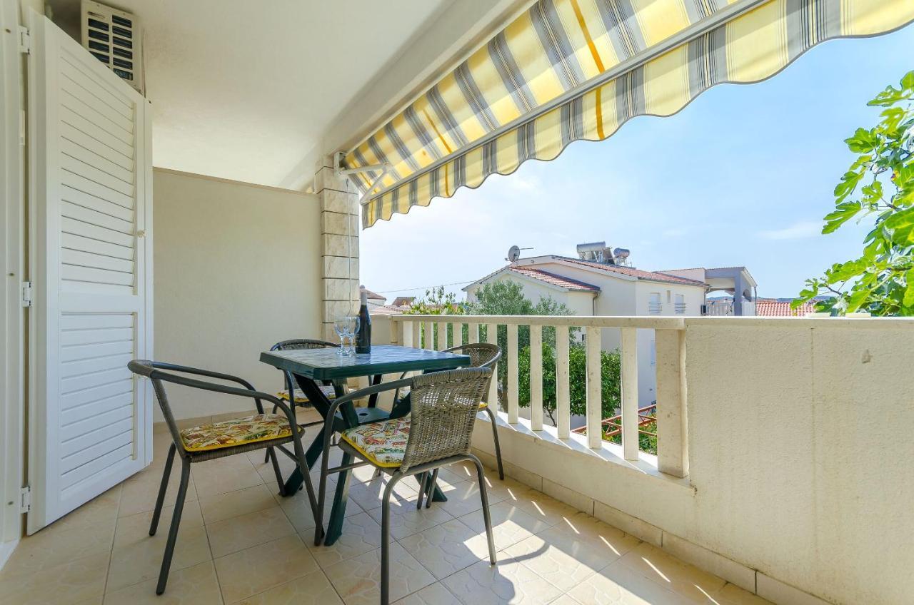 טרוגיר Apartments Tily מראה חיצוני תמונה