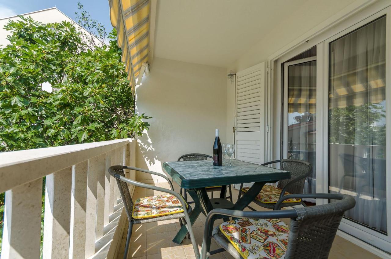 טרוגיר Apartments Tily מראה חיצוני תמונה